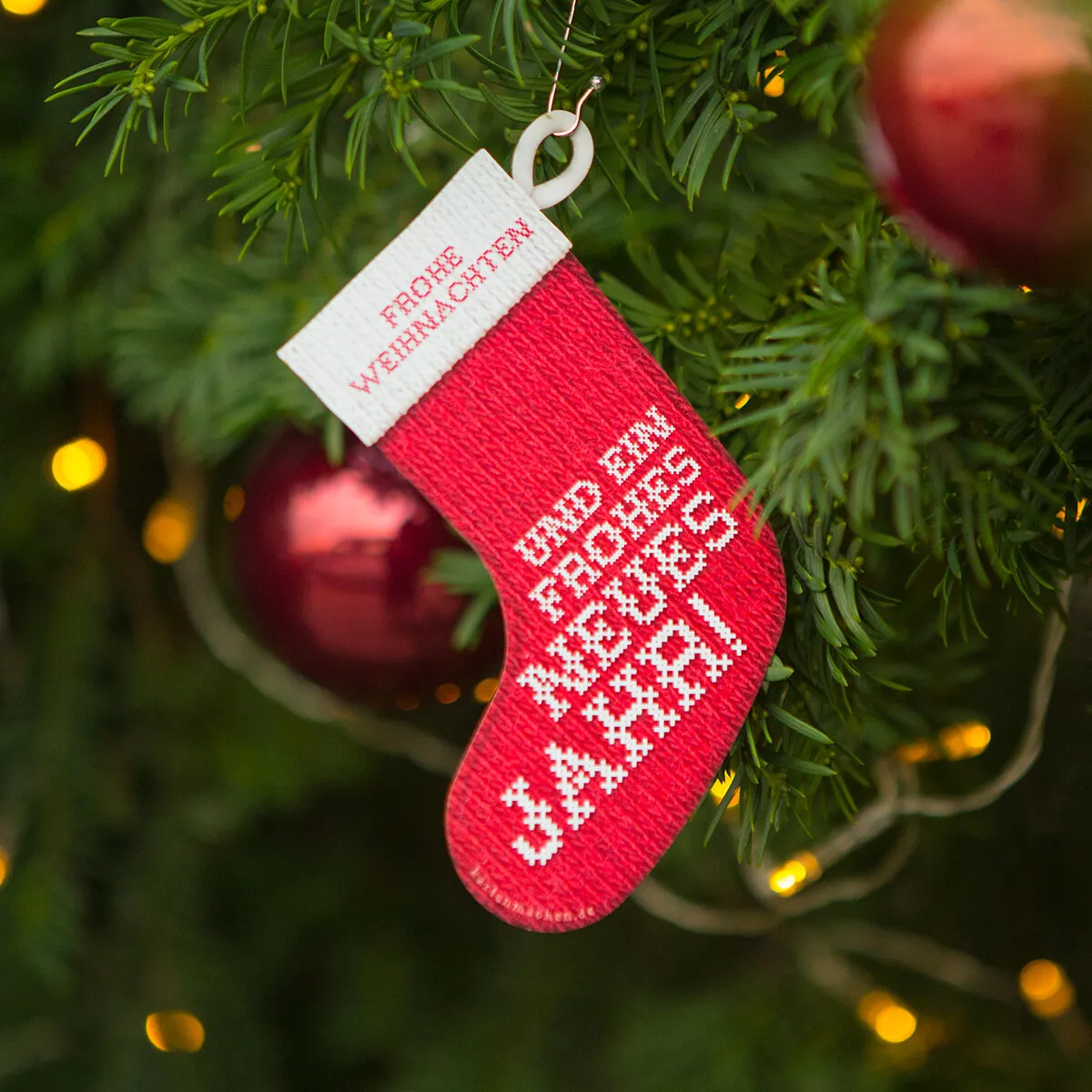 Lasergeschnittene Firmen Weihnachtskarten - Weihnachtssocken Fotoreal in Rot