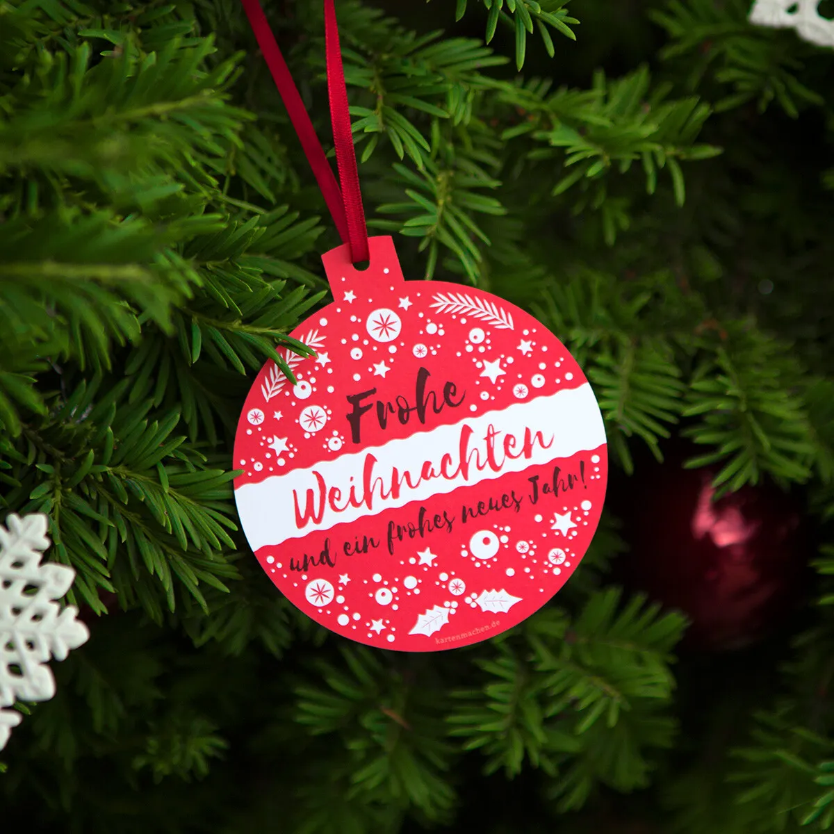 Lasergeschnittene Firmen Weihnachtskarten - Weihnachtskugel Schlicht in Rot