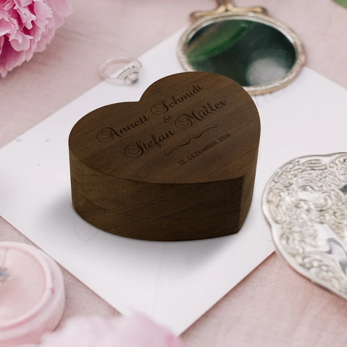 Hochzeit Herz Ringbox Kebony Holz - Schriftzug